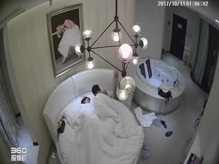 gogo西西人体大尺度高清-眼镜胖墩哥与美乳女友疯狂啪啪